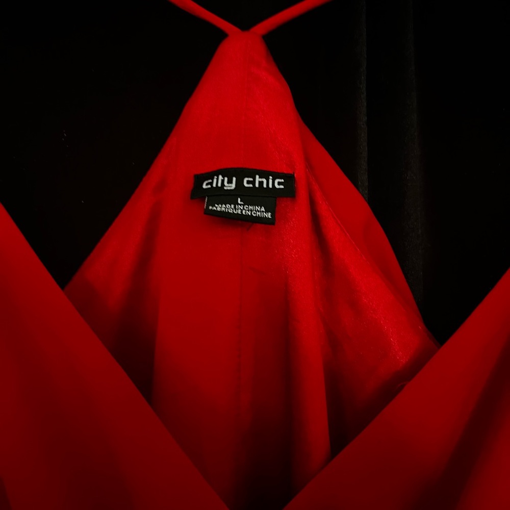 Formal dress City chic size L (20) sexy red dress Hot Deep v neck, cold shoulder - Picture 10 of 16